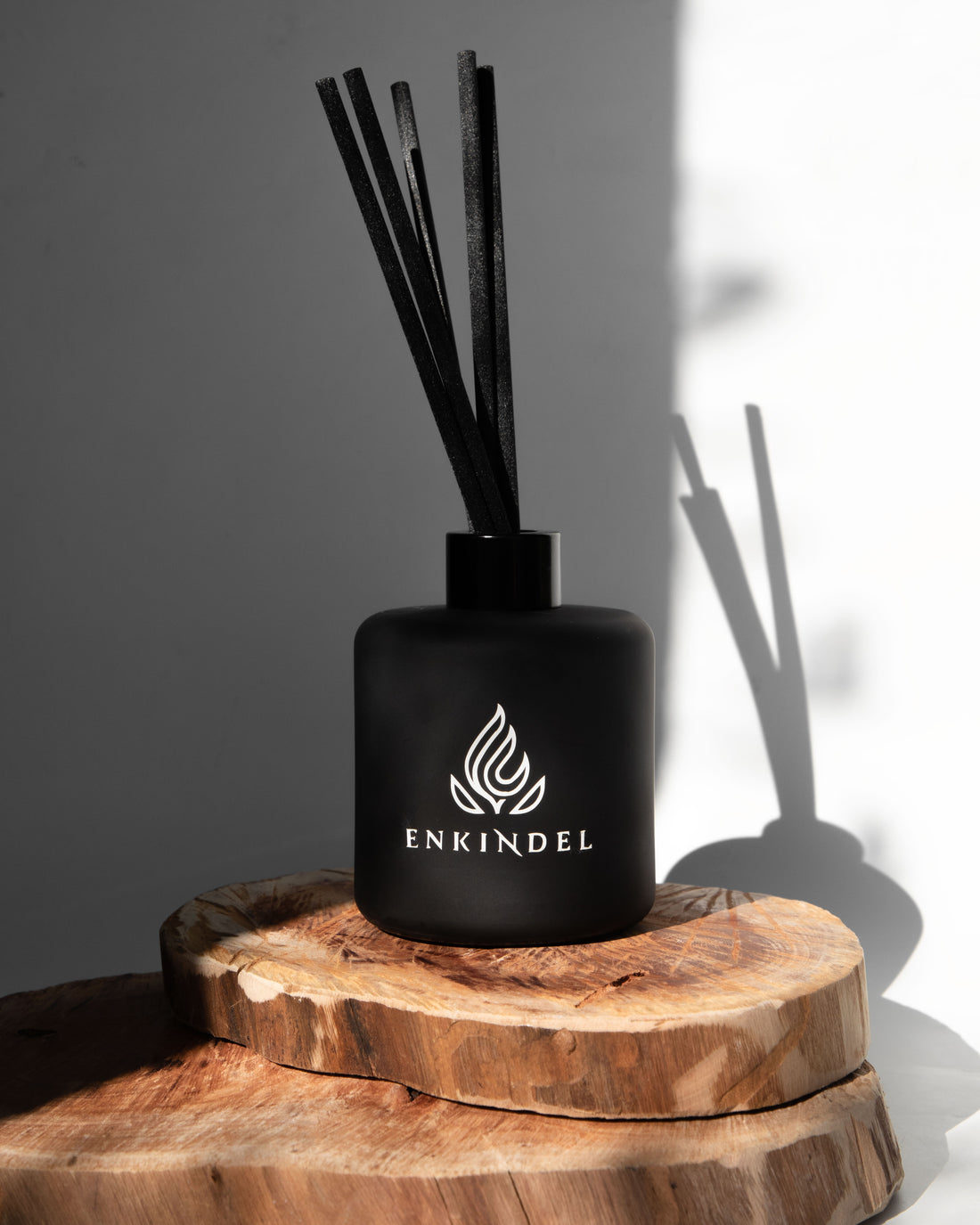 Ambered Sandalwood Reed Diffuser - Matt Black