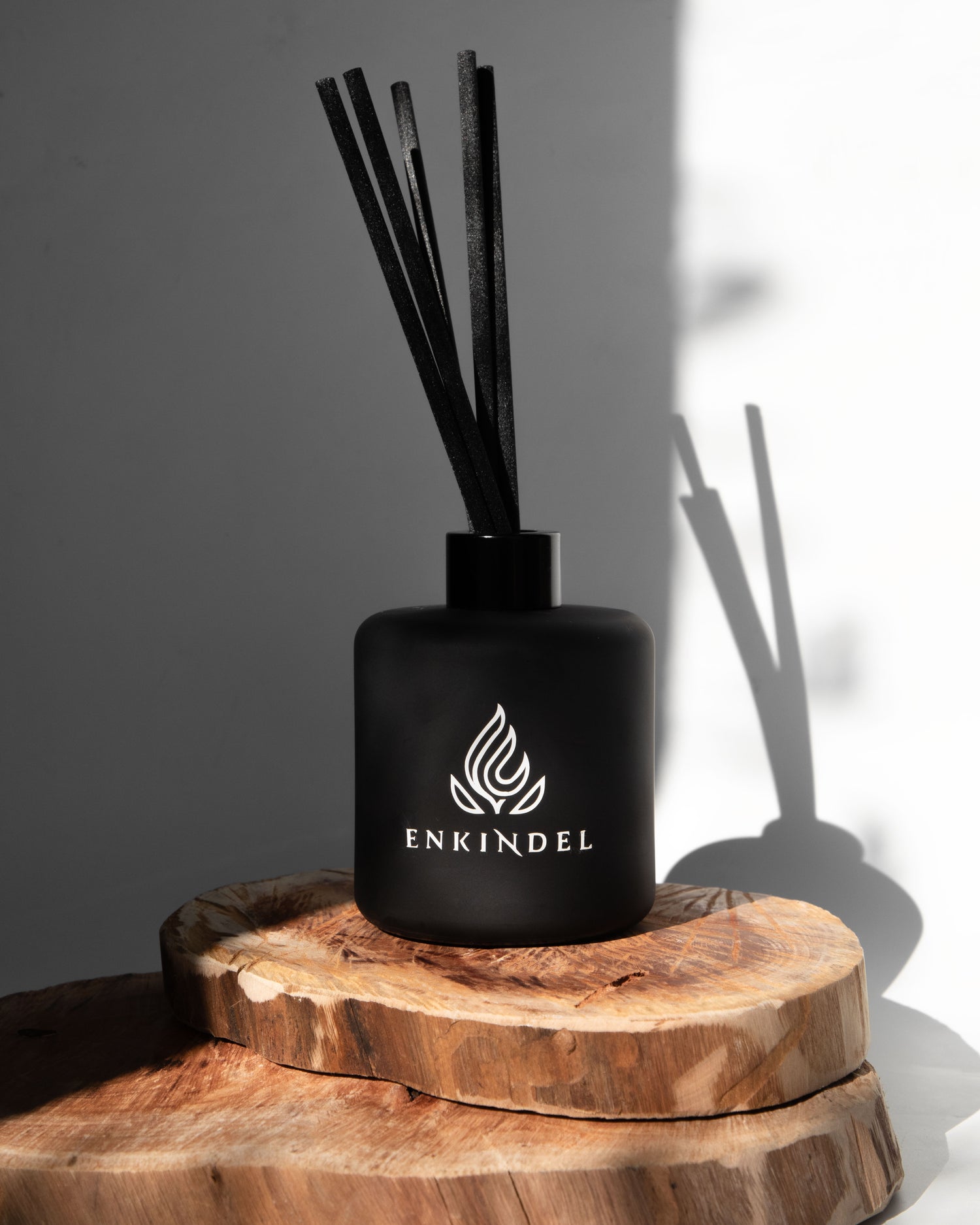 Lemongrass &amp; Persian Lime Fragrant Reed Diffuser -Matt Black