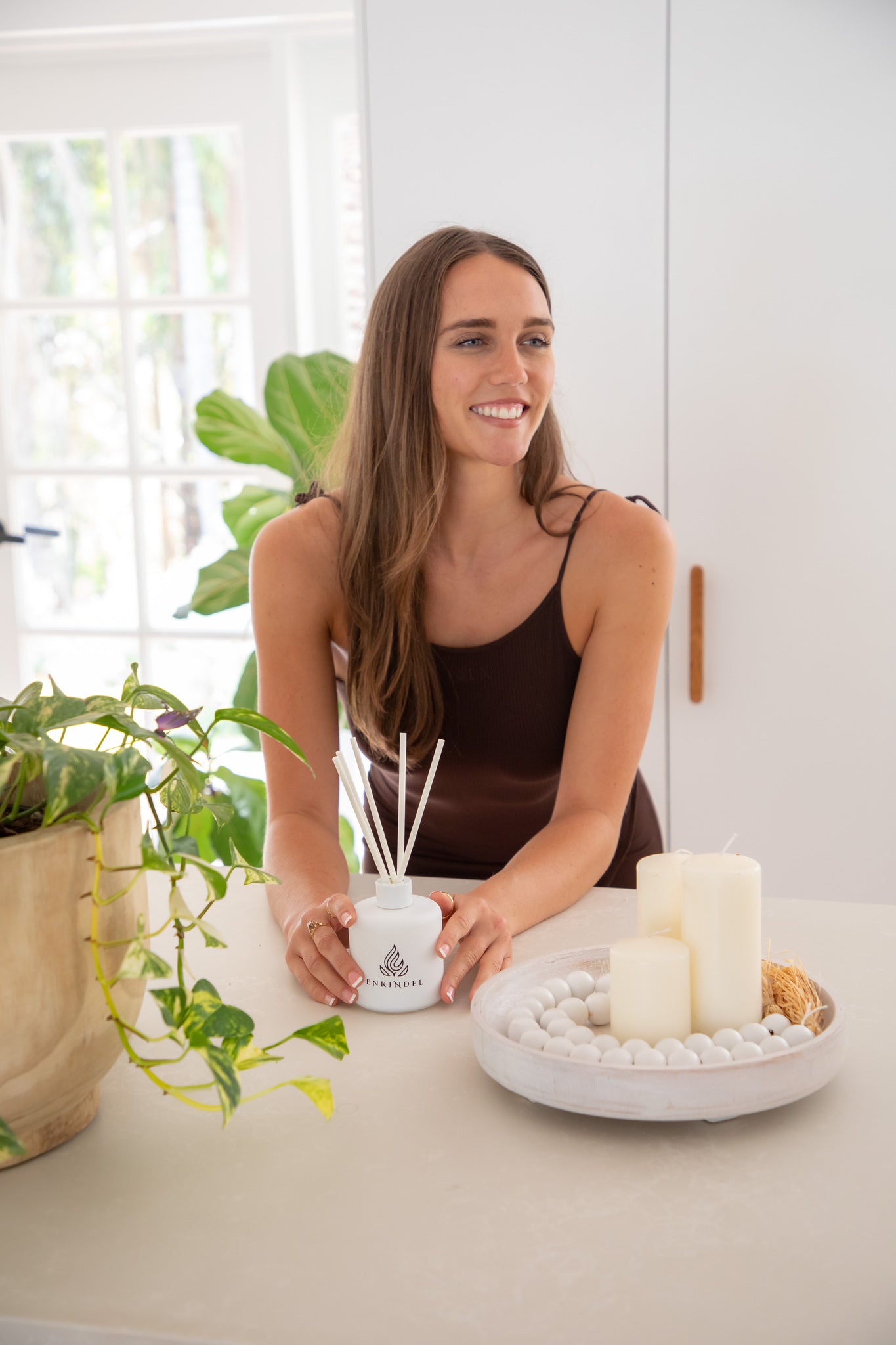 Japanese Honeysuckle Reed Diffuser - Matt  White